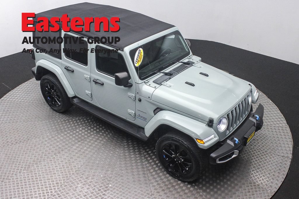 Used 2023 Jeep Wrangler Unlimited Sahara w/ Cold Weather Group AWD/4WD image 3