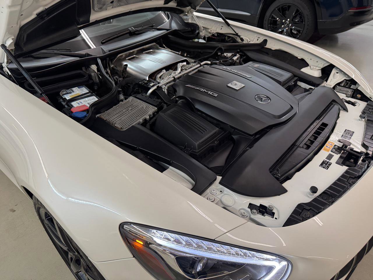 Used 2018 Mercedes-Benz AMG GT Roadster w/ Lane Tracking Package image 20