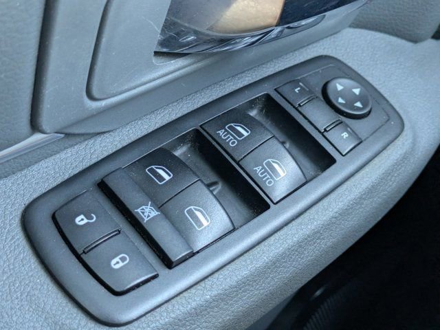 Used 2019 RAM 1500 Classic Warlock RWD image 18