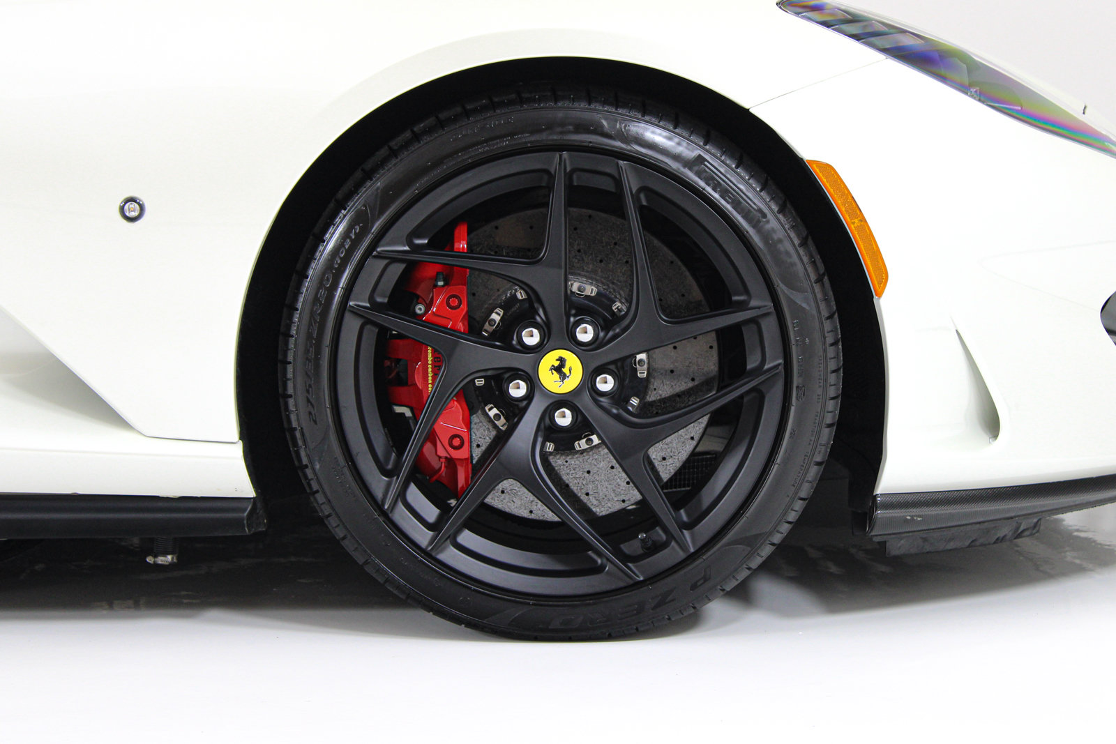 Used 2020 Ferrari 812 Superfast RWD image 22