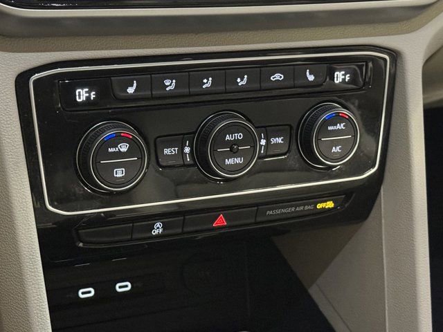 Used 2022 Volkswagen Atlas SE w/ Panoramic Sunroof Package AWD/4WD image 9