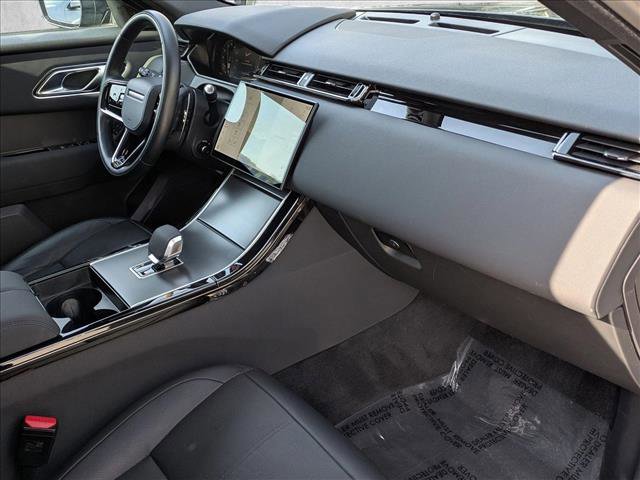 Certified 2025 Land Rover Range Rover Velar Dynamic SE image 23