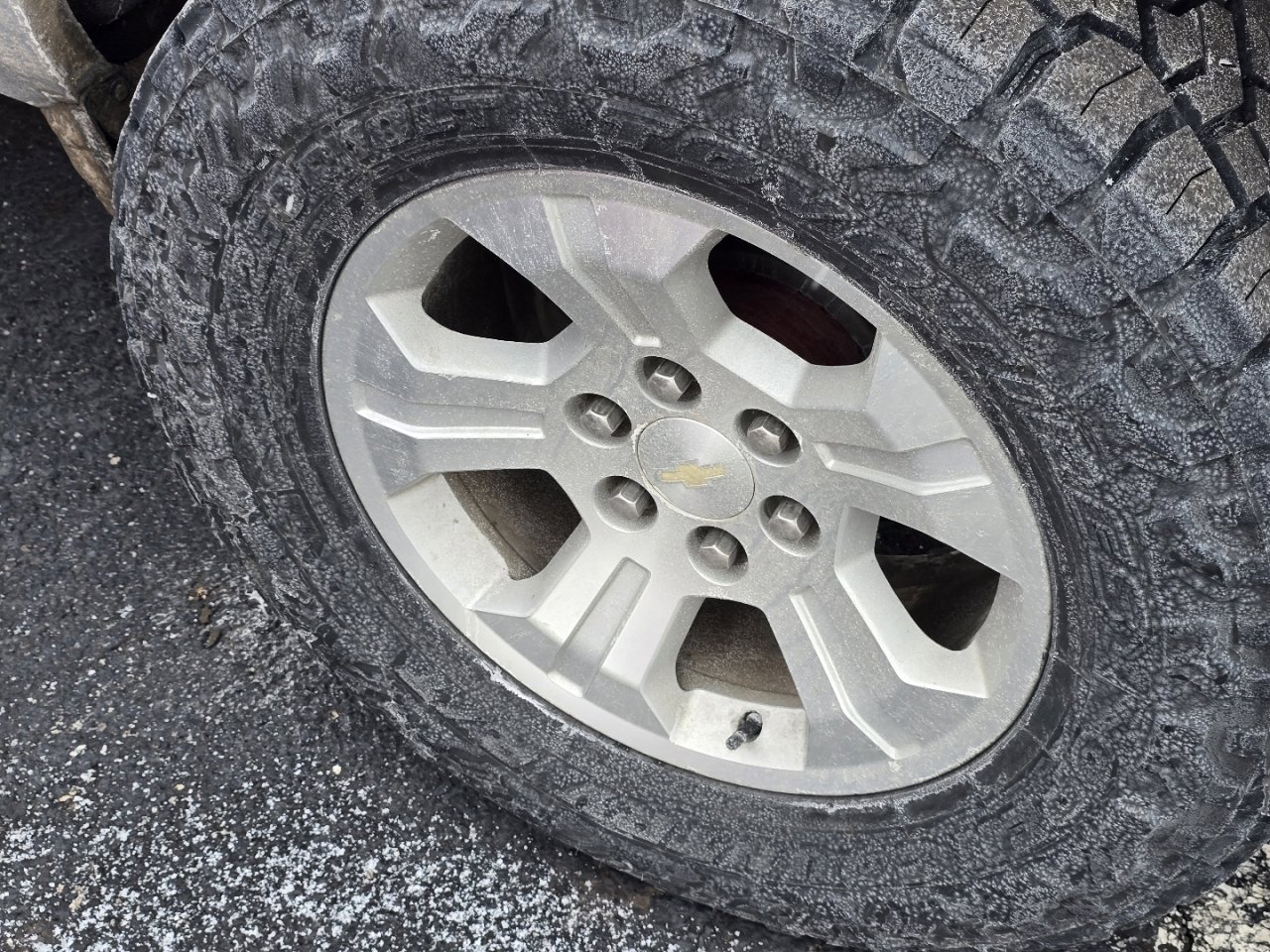 Used 2019 Chevrolet Silverado 1500 LT w/ All Star Edition image 13