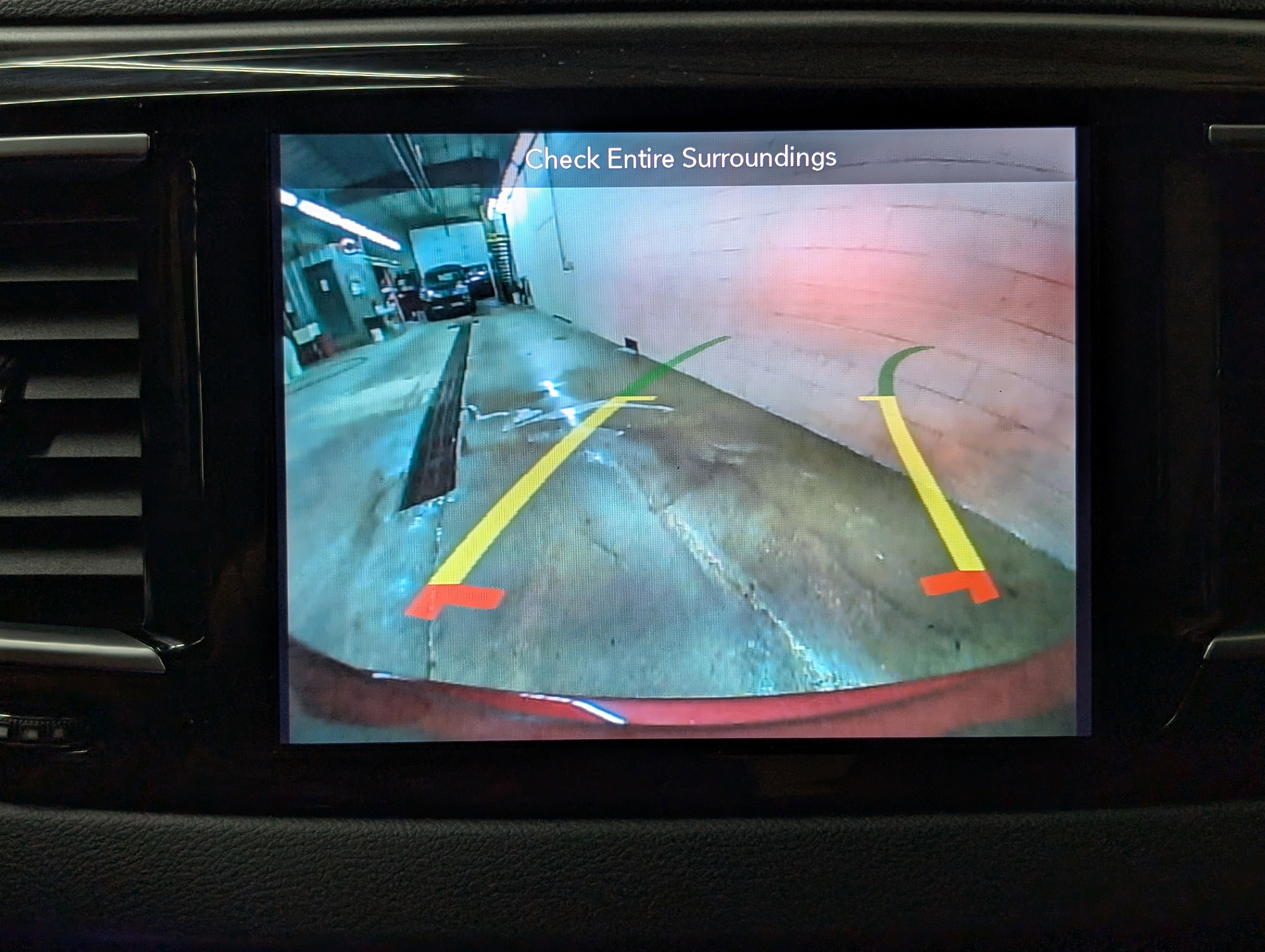 Used 2019 Chrysler Pacifica Touring-L w/ S Appearance Package image 24