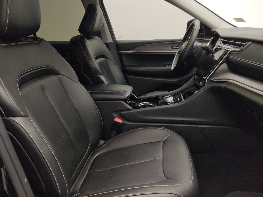 Used 2022 Jeep Grand Cherokee Limited RWD image 21
