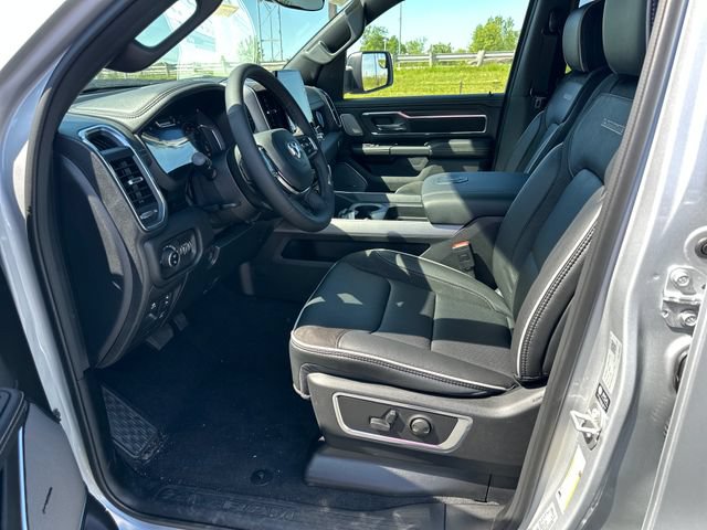 New 2026 RAM 1500 Laramie AWD/4WD image 10