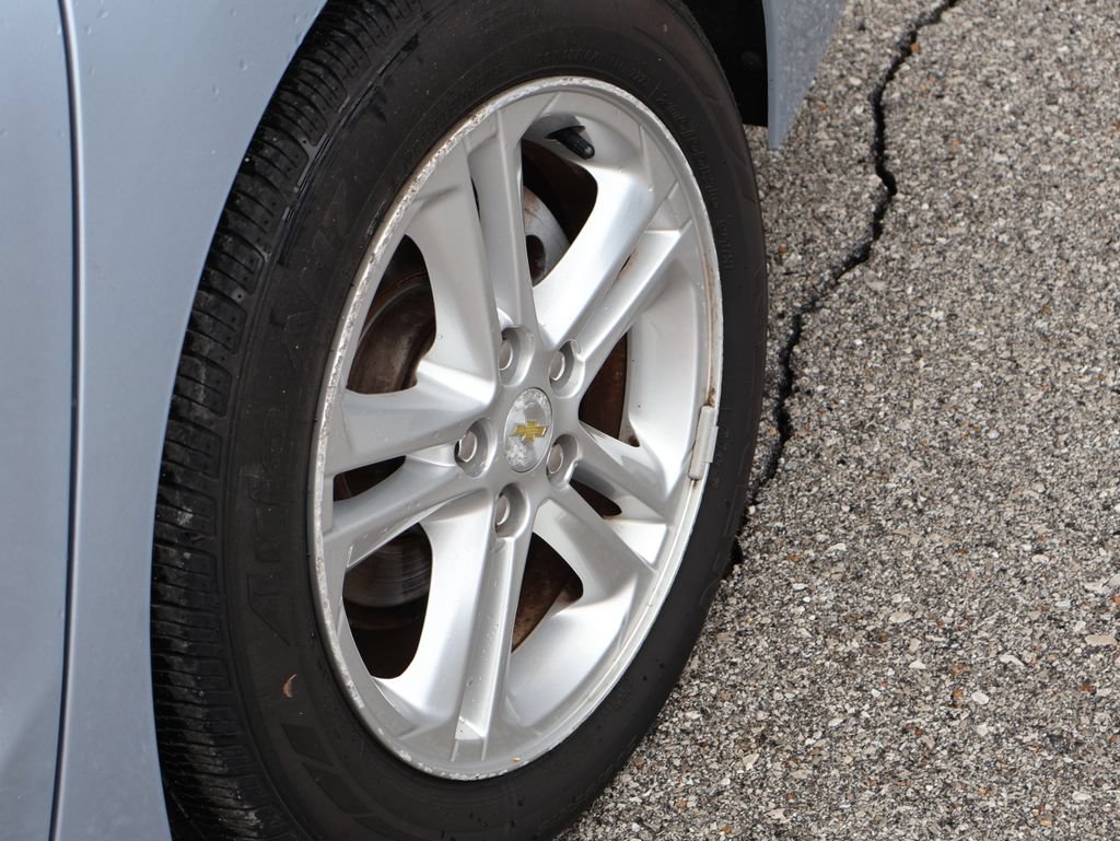 Used 2018 Chevrolet Cruze LT FWD image 37