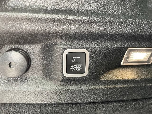 Used 2024 Jeep Grand Cherokee L Summit w/ High Altitude Package AWD/4WD image 34