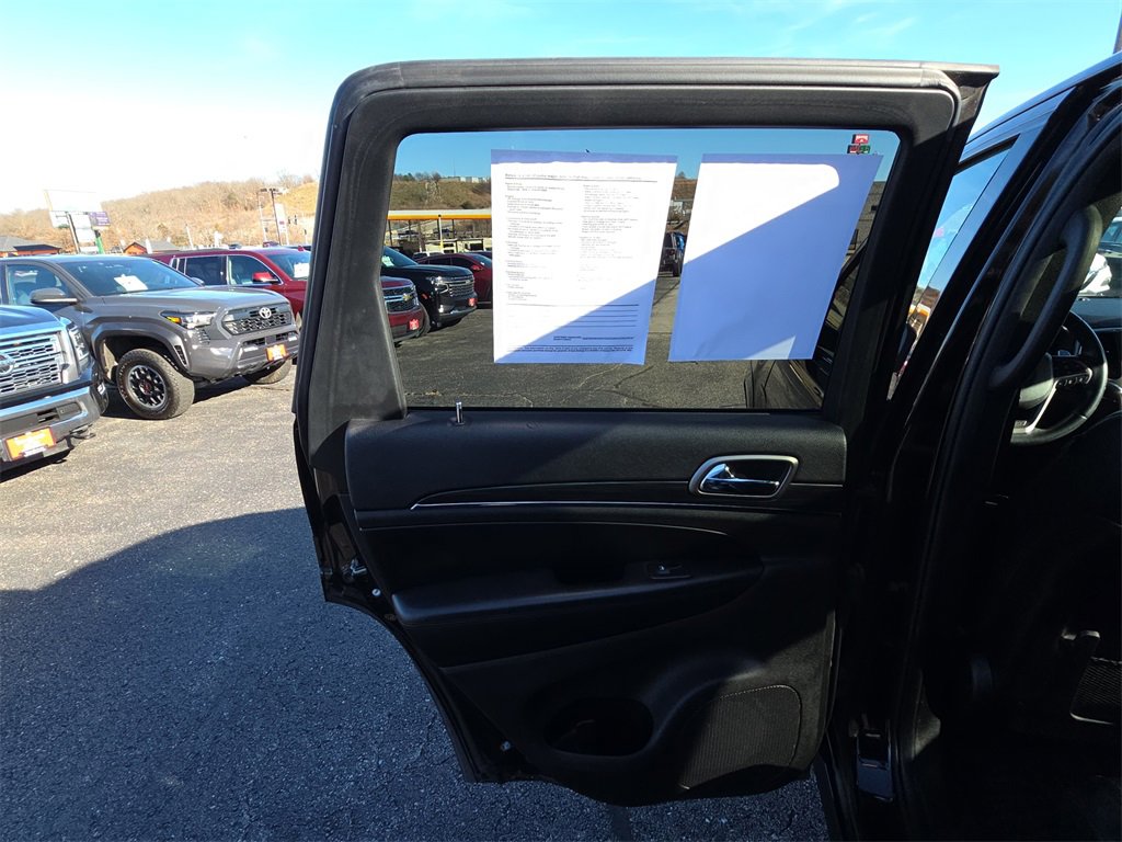 Used 2019 Jeep Grand Cherokee Limited X image 26