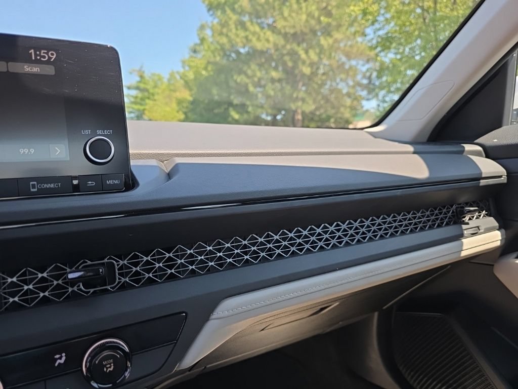 Certified 2023 Honda Accord LX image 18