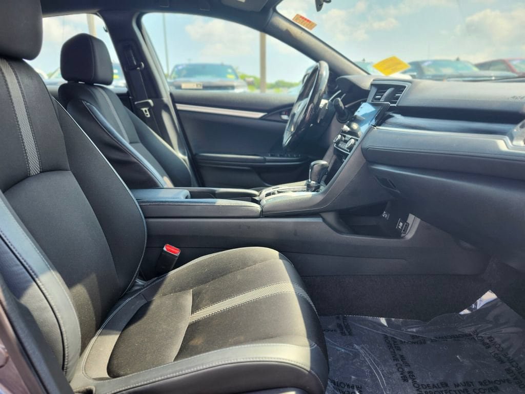Used 2019 Honda Civic Sport image 9