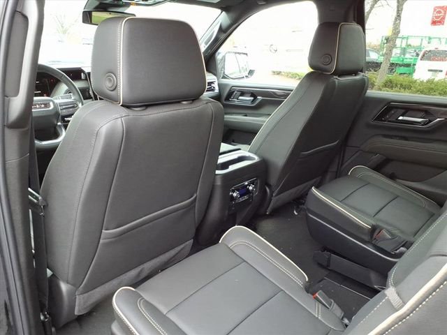 New 2026 GMC Yukon Elevation w/ LPO, Floor Liner Package AWD/4WD image 15