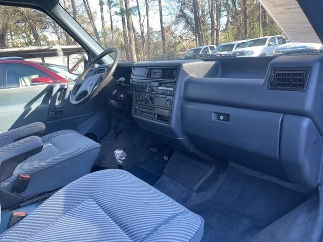 Used 1993 Volkswagen Eurovan GL FWD image 19