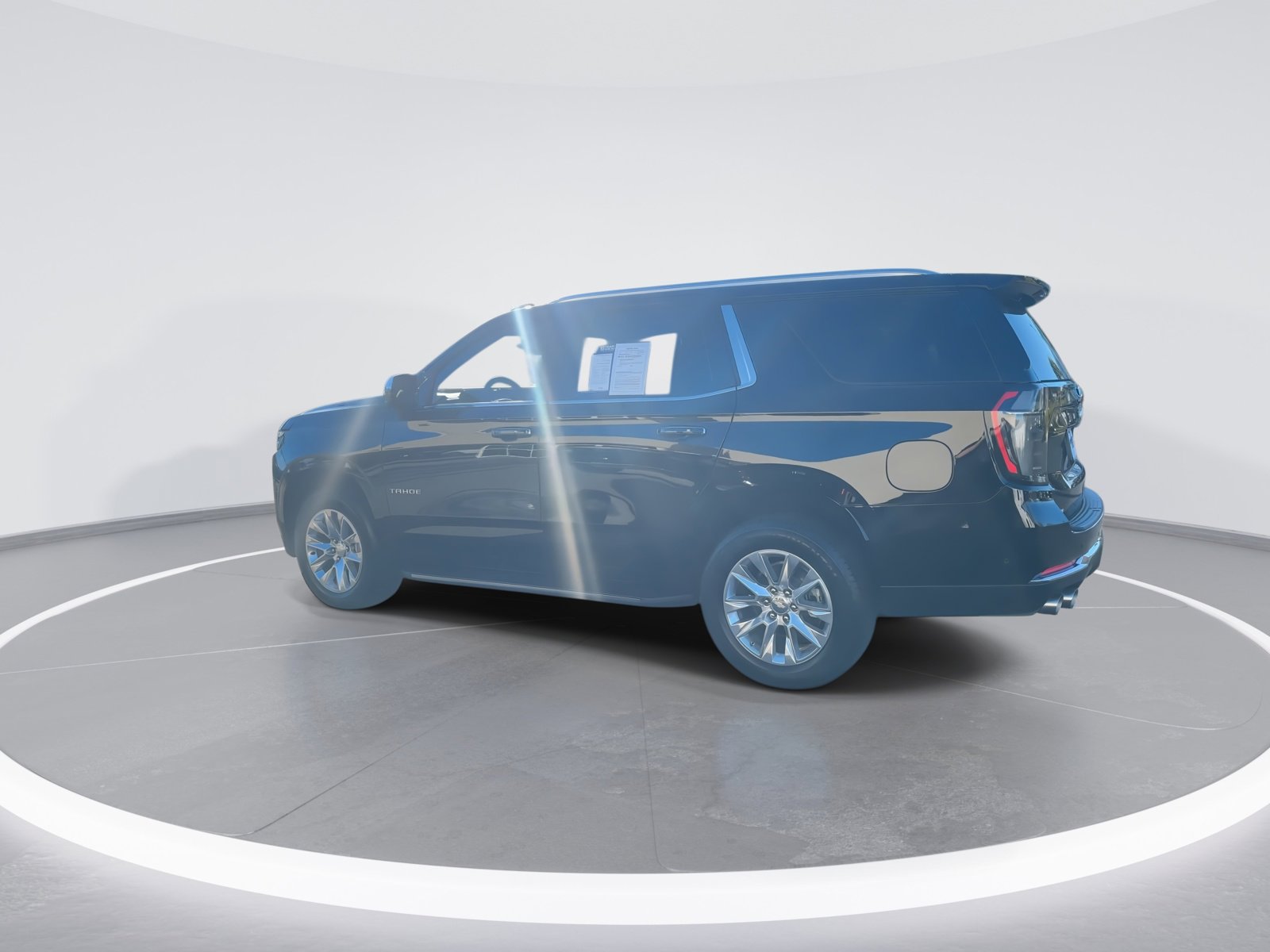 Used 2025 Chevrolet Tahoe Premier image 7