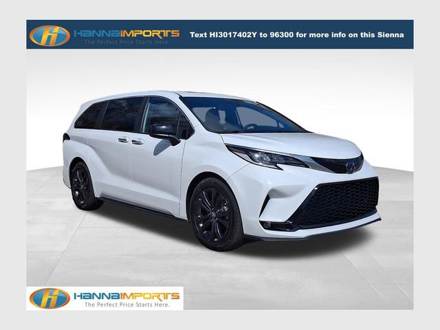 Used 2023 Toyota Sienna XSE image 1