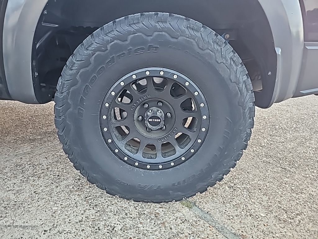 Used 2017 Ford F150 Raptor w/ Equipment Group 802A Luxury image 13
