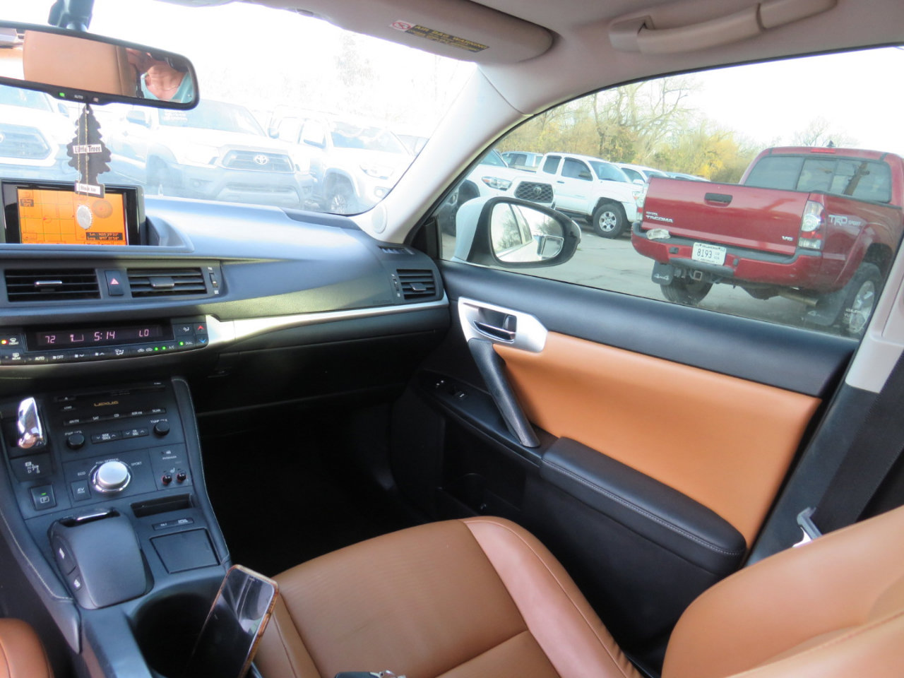 Used 2011 Lexus CT 200h image 27