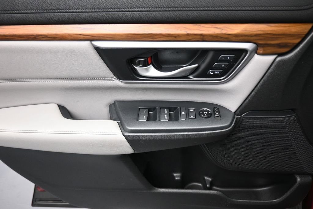 Used 2017 Honda CR-V EX-L image 10