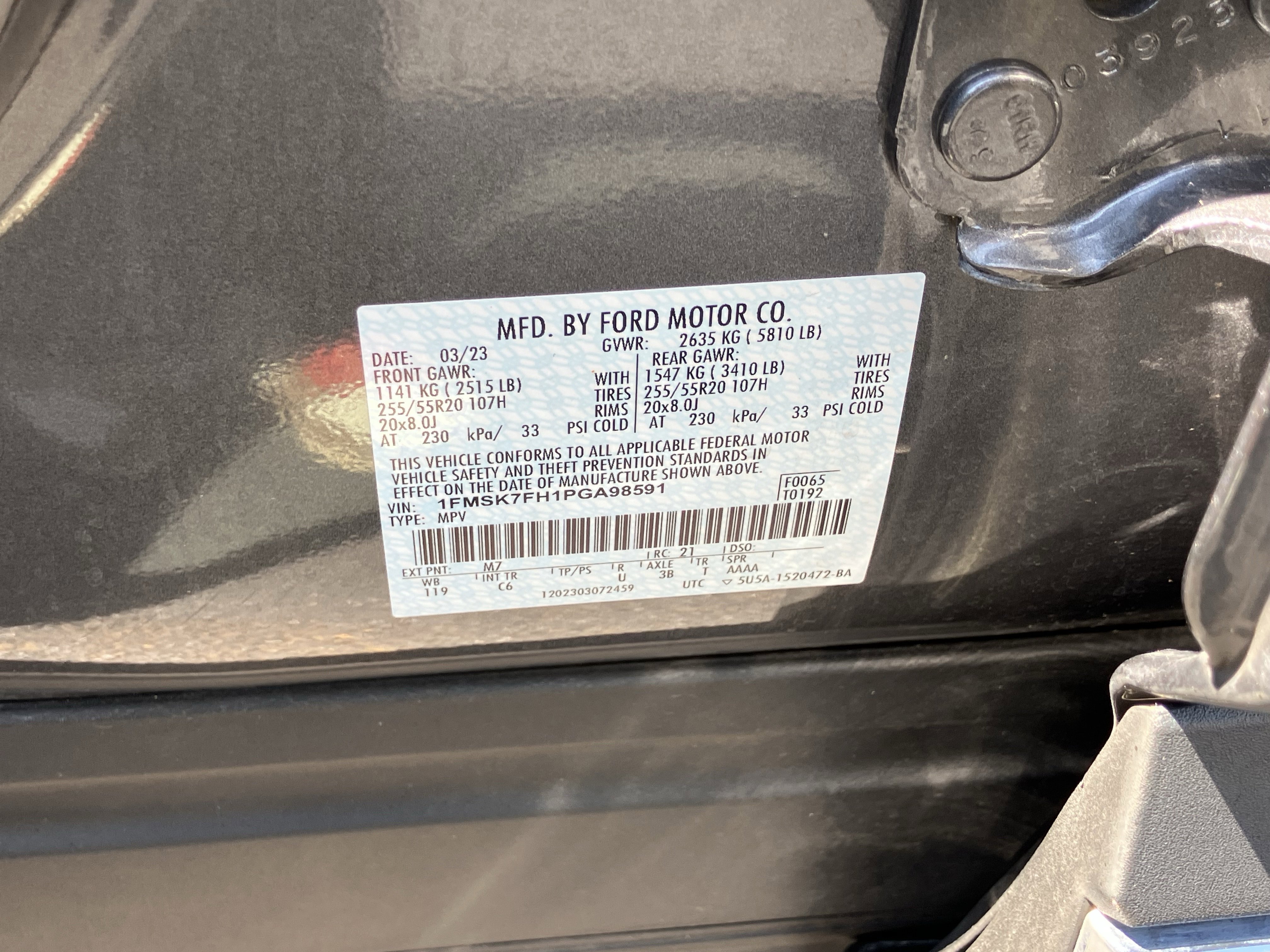 Used 2023 Ford Explorer Limited w/ Limited Technology Package RWD image 39