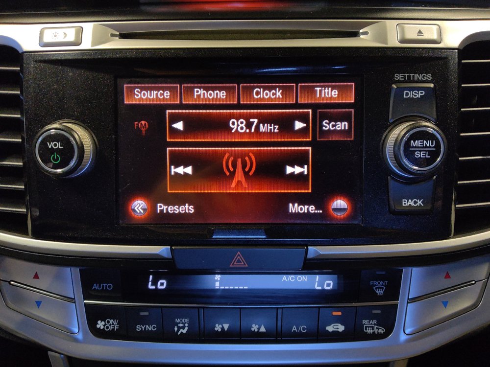 Used 2015 Honda Accord EX-L image 25