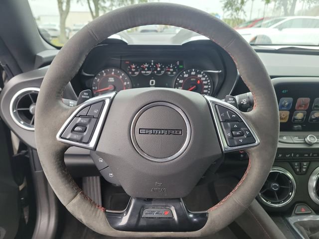 Used 2018 Chevrolet Camaro ZL1 image 21