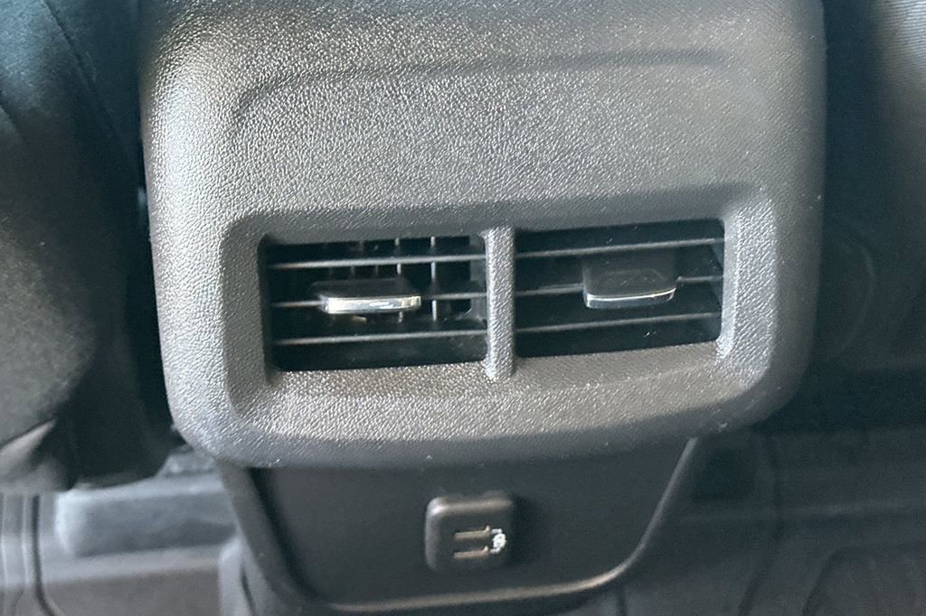 Used 2022 GMC Terrain SLE w/ LPO, Floor Liner Package image 18