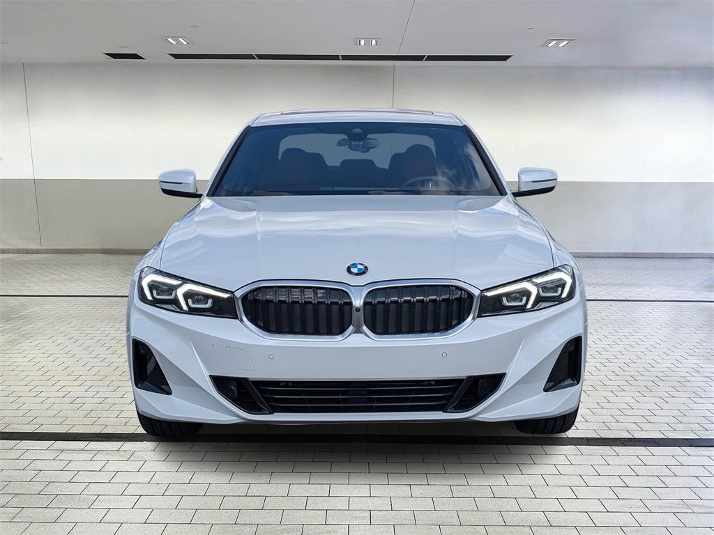 Used 2025 BMW 330i xDrive Sedan w/ Premium Package image 8