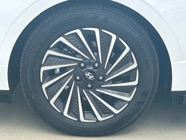 Certified 2026 Hyundai Sonata SEL FWD image 5