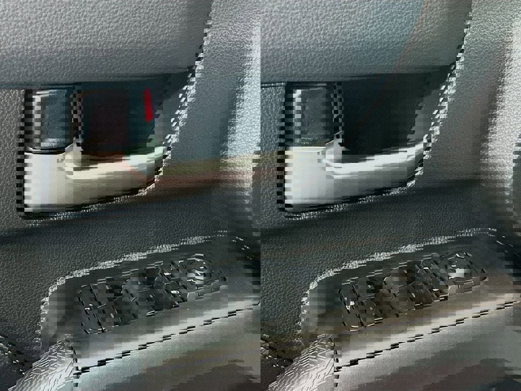 New 2026 Toyota Tacoma Limited image 15