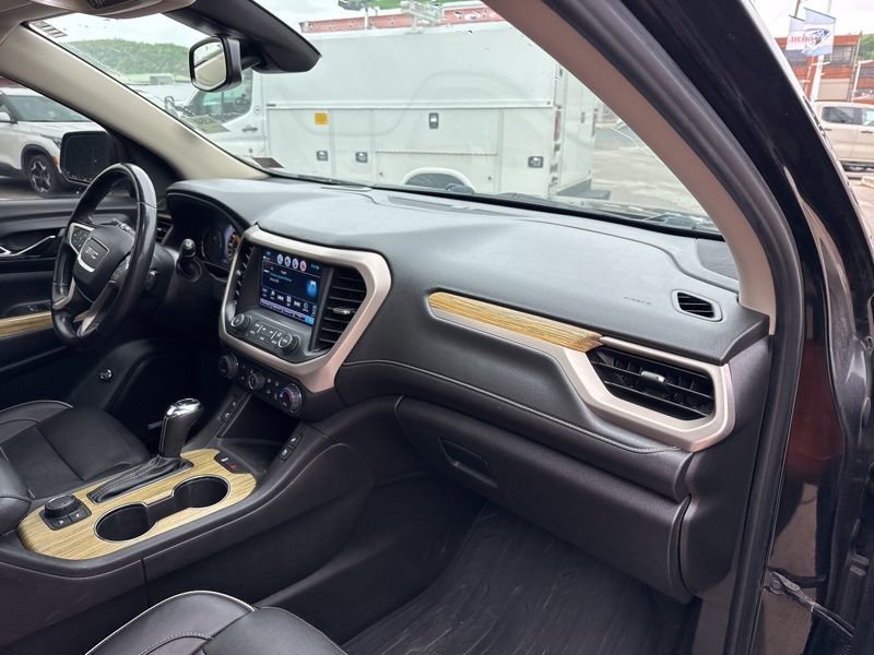 Used 2019 GMC Acadia Denali AWD/4WD image 11