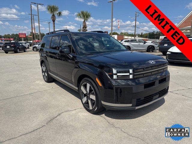 Used 2024 Hyundai Santa Fe Limited image 3