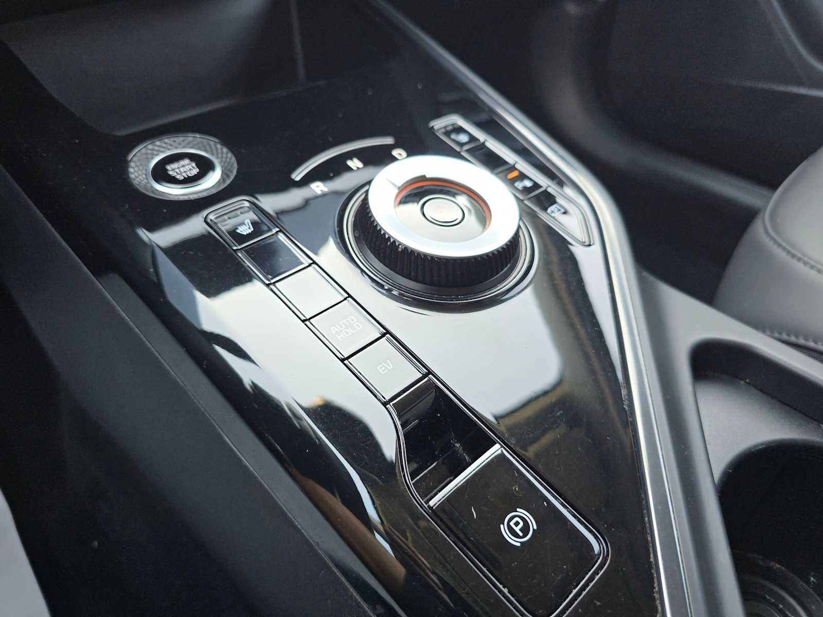 Used 2023 Kia Niro EX image 33