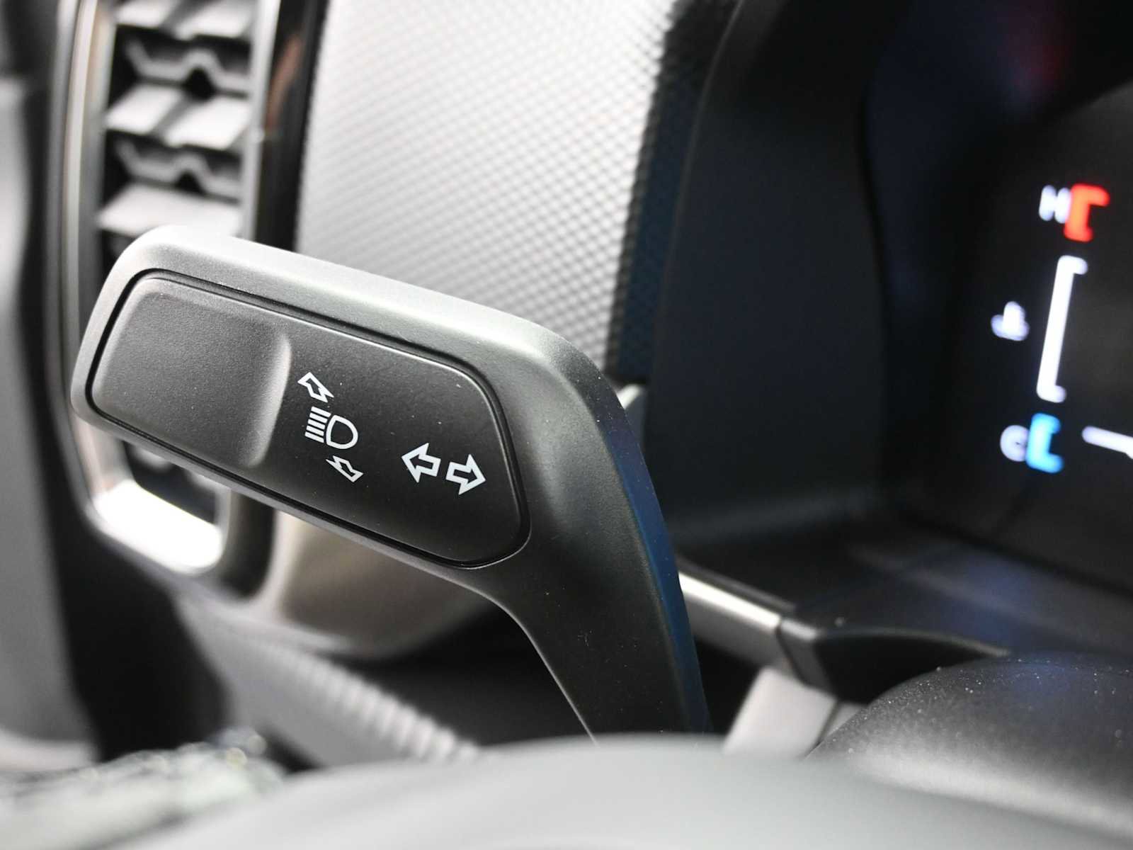 New 2025 Ford Ranger XLT w/ Equipment Group 301A High image 34