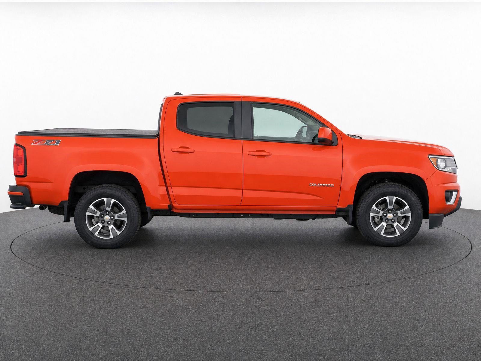 Used 2019 Chevrolet Colorado Z71 AWD/4WD image 8