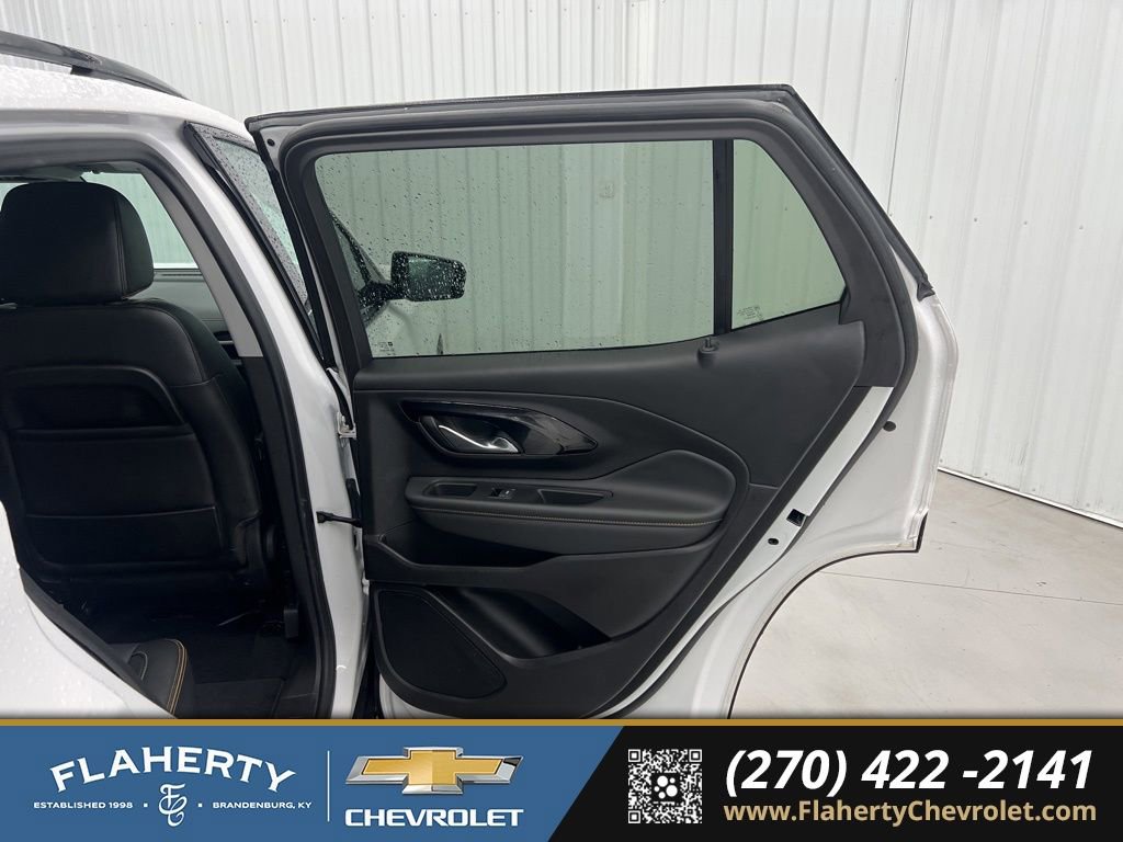 Used 2024 GMC Terrain AT4 w/ Tech Package image 12