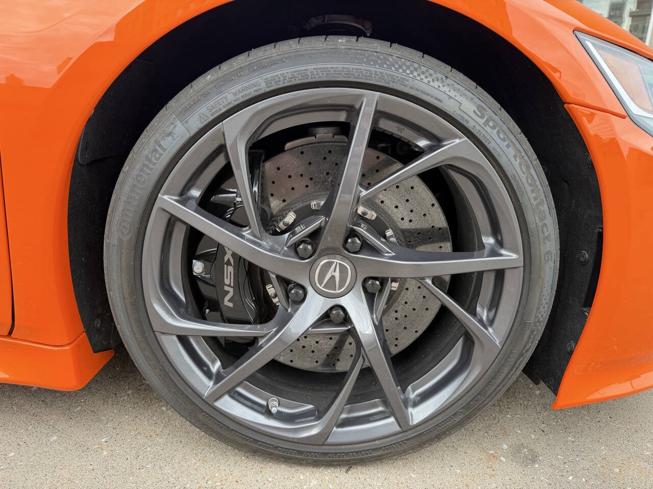Used 2019 Acura NSX AWD/4WD image 17