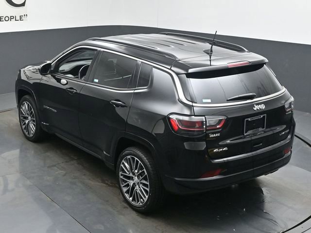 Used 2022 Jeep Compass Limited w/ Elite Group AWD/4WD image 41