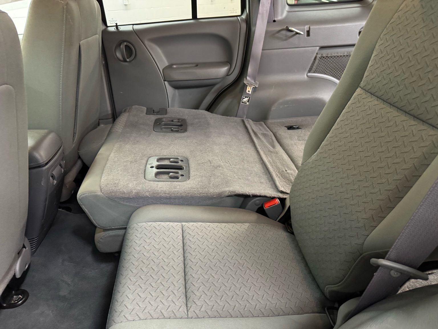 Used 2006 Jeep Liberty Renegade image 28