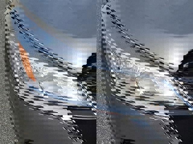 Certified 2024 Nissan Kicks SV image 9