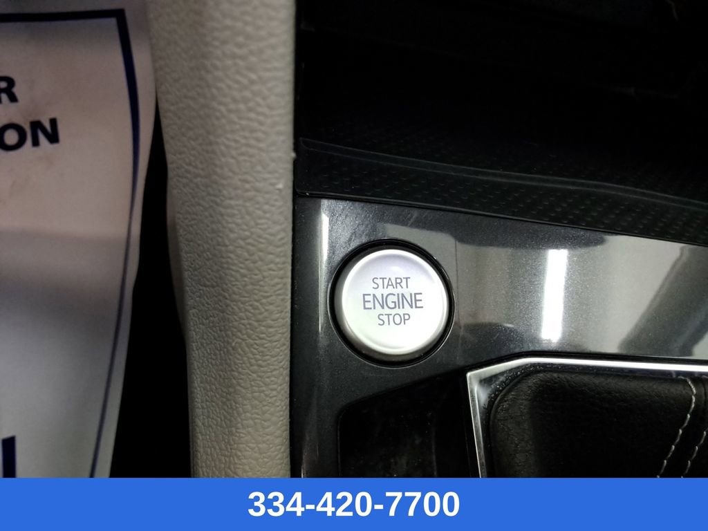 Certified 2022 Volkswagen Tiguan SE image 26