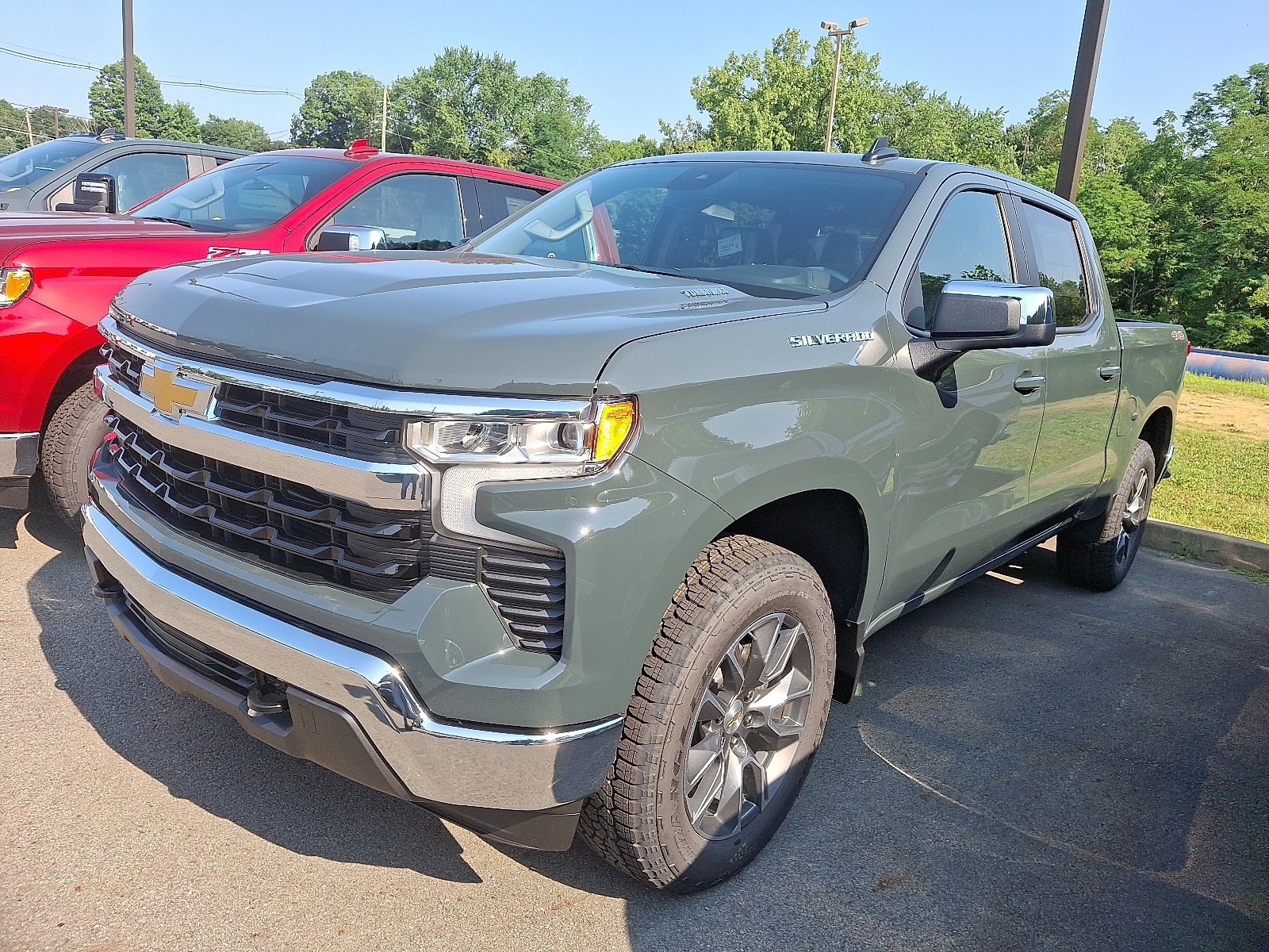 New 2026 Chevrolet Silverado 1500 LT image 2