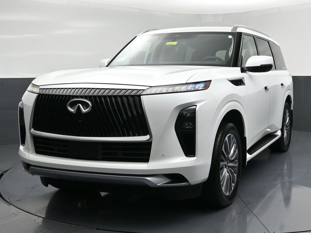 New 2026 INFINITI QX80 Luxe image 3