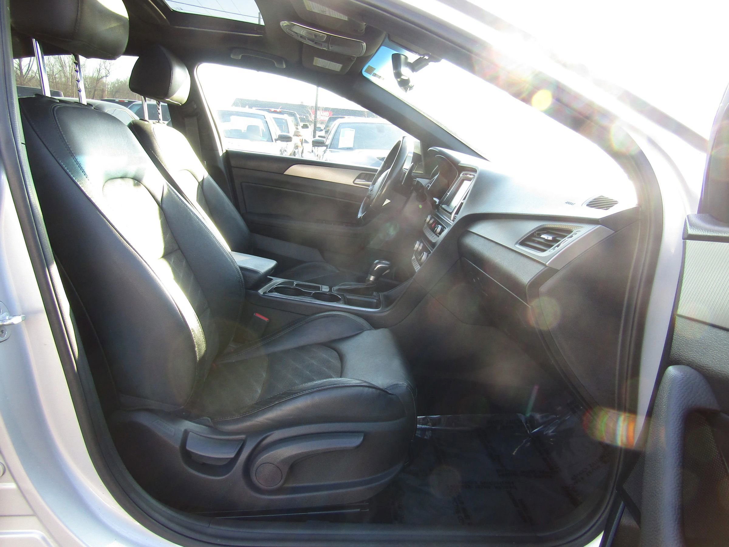 Used 2018 Hyundai Sonata Sport image 9