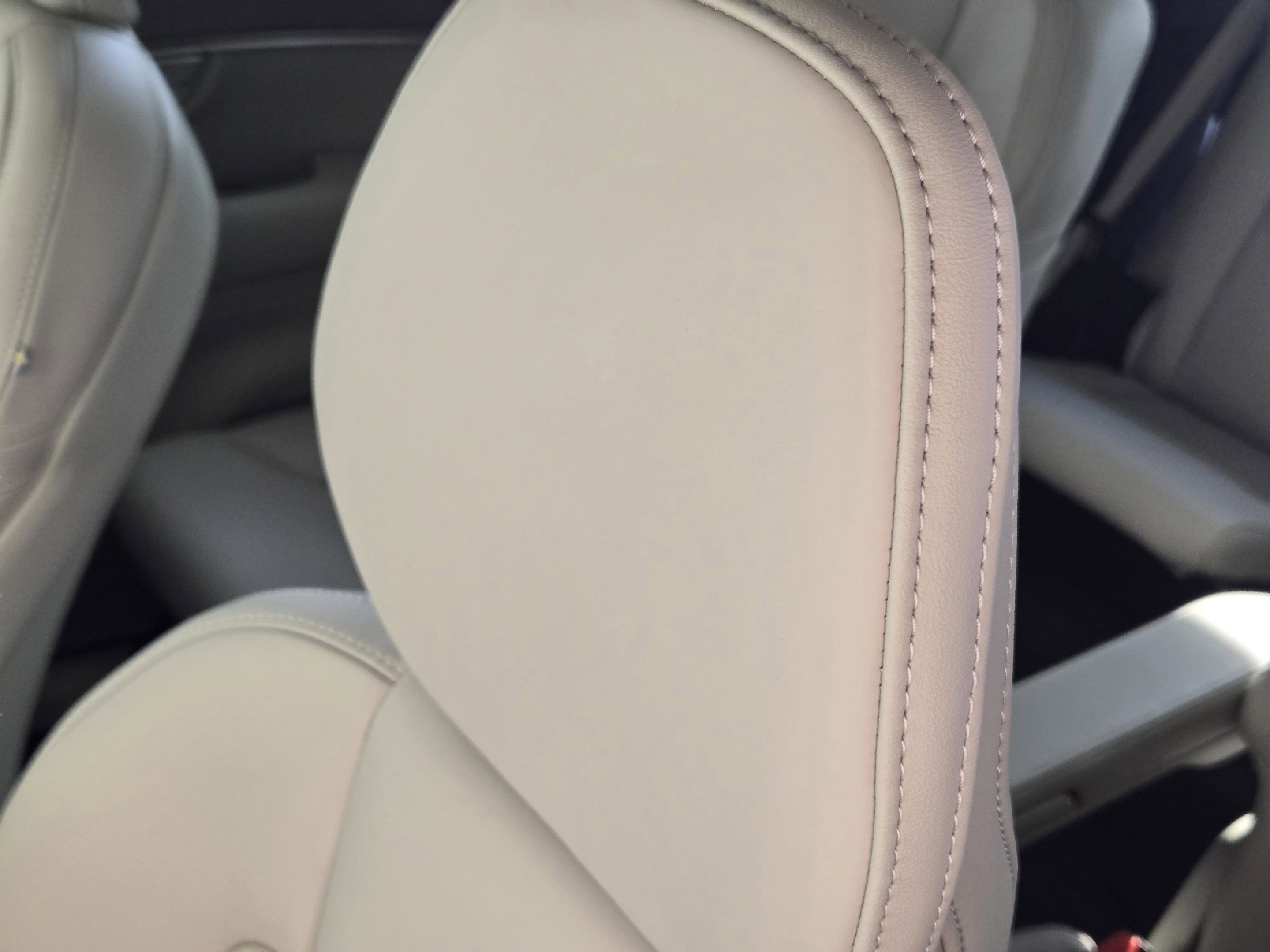 New 2026 Volvo XC90 B5 Ultra w/ Protection Package Premier image 18