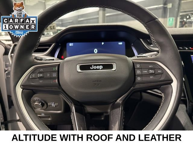 Used 2023 Jeep Grand Cherokee Altitude image 14