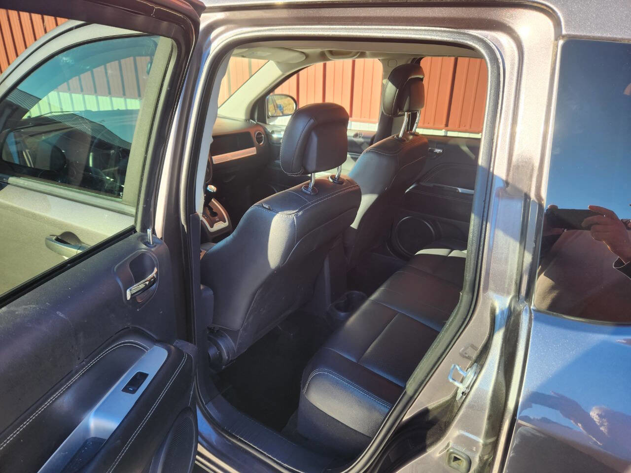 Used 2015 Jeep Compass High Altitude image 7