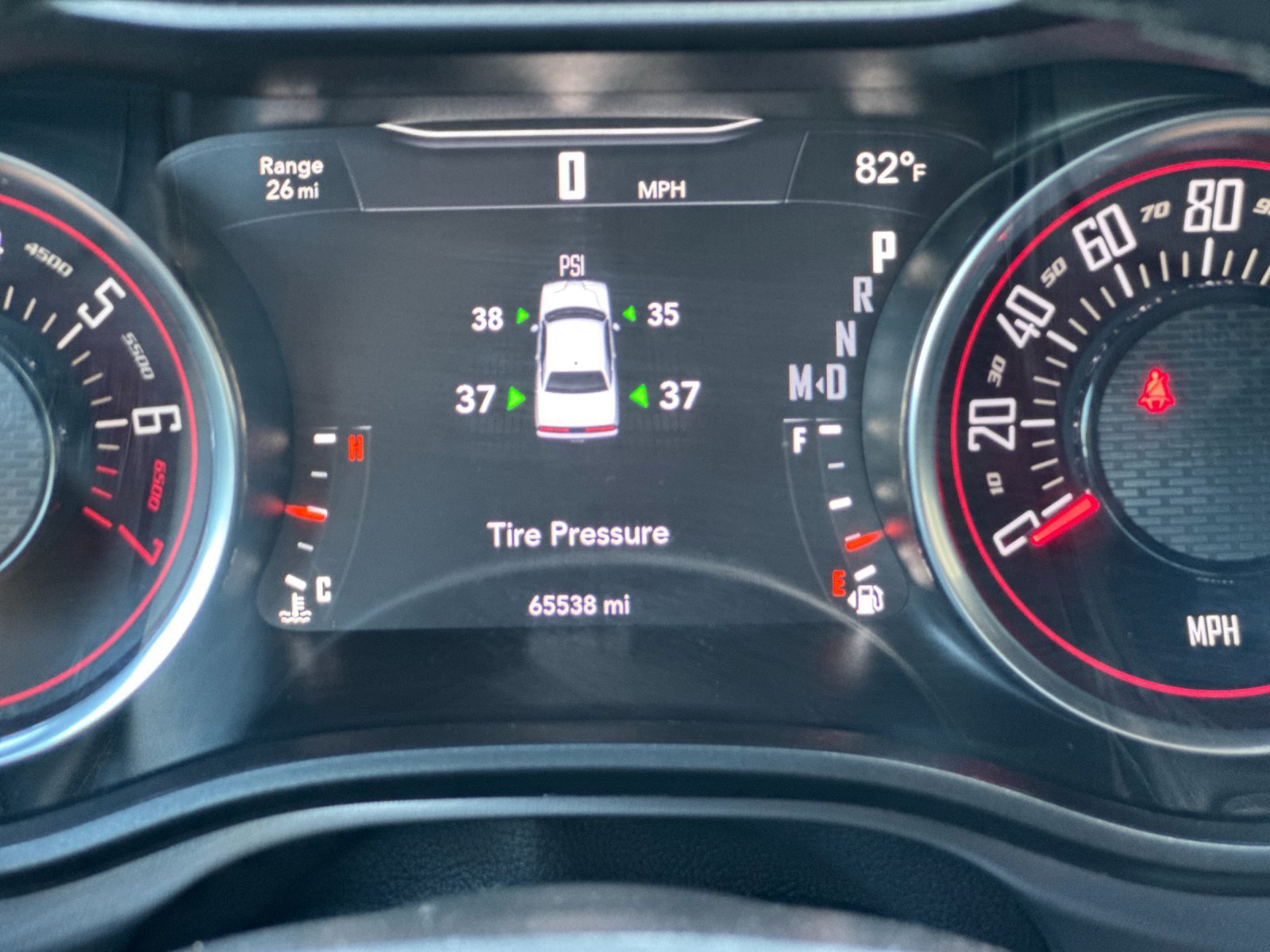 Used 2022 Dodge Challenger SXT RWD image 31