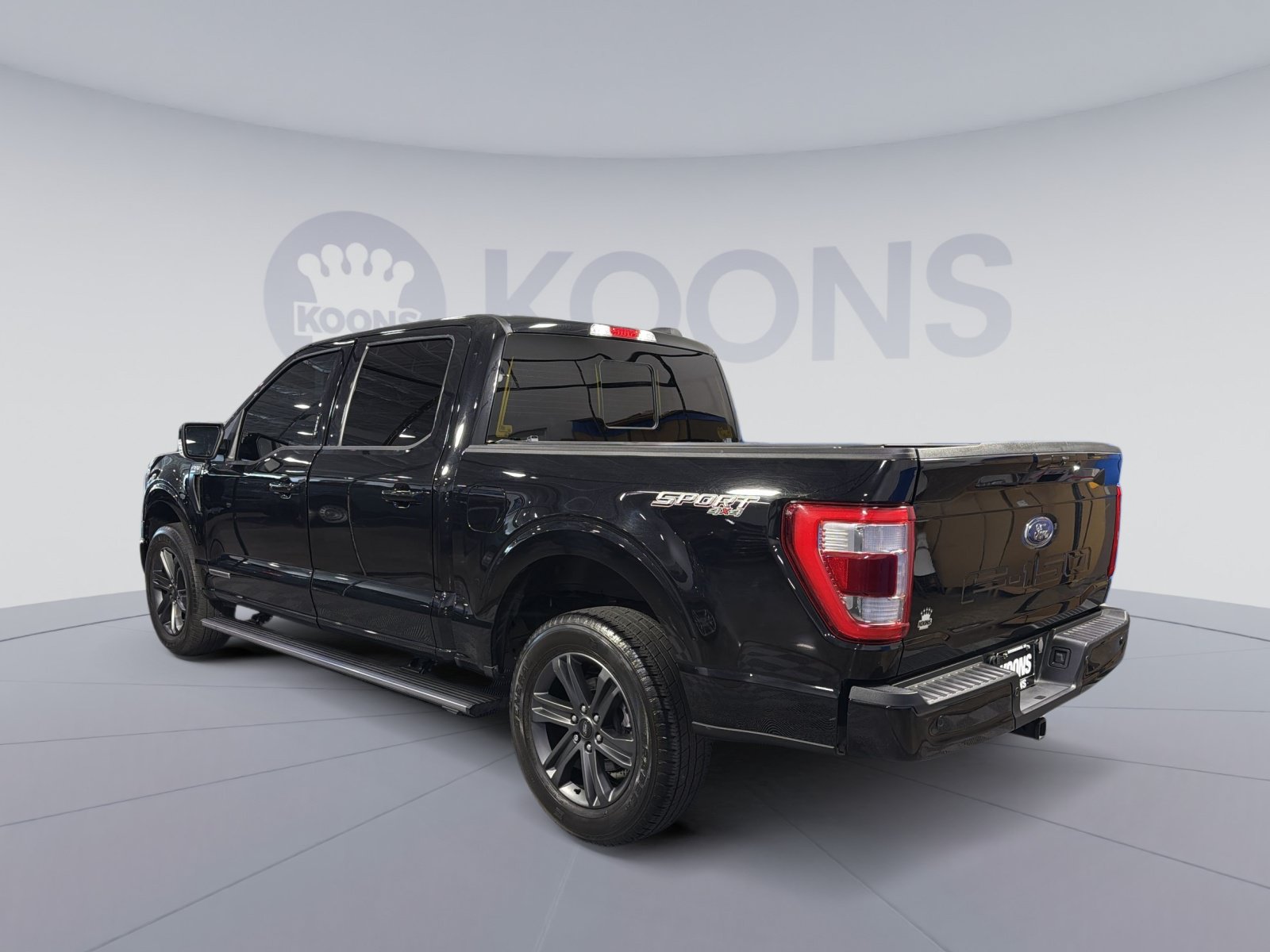 Used 2023 Ford F150 Lariat w/ Equipment Group 502A High AWD/4WD image 4
