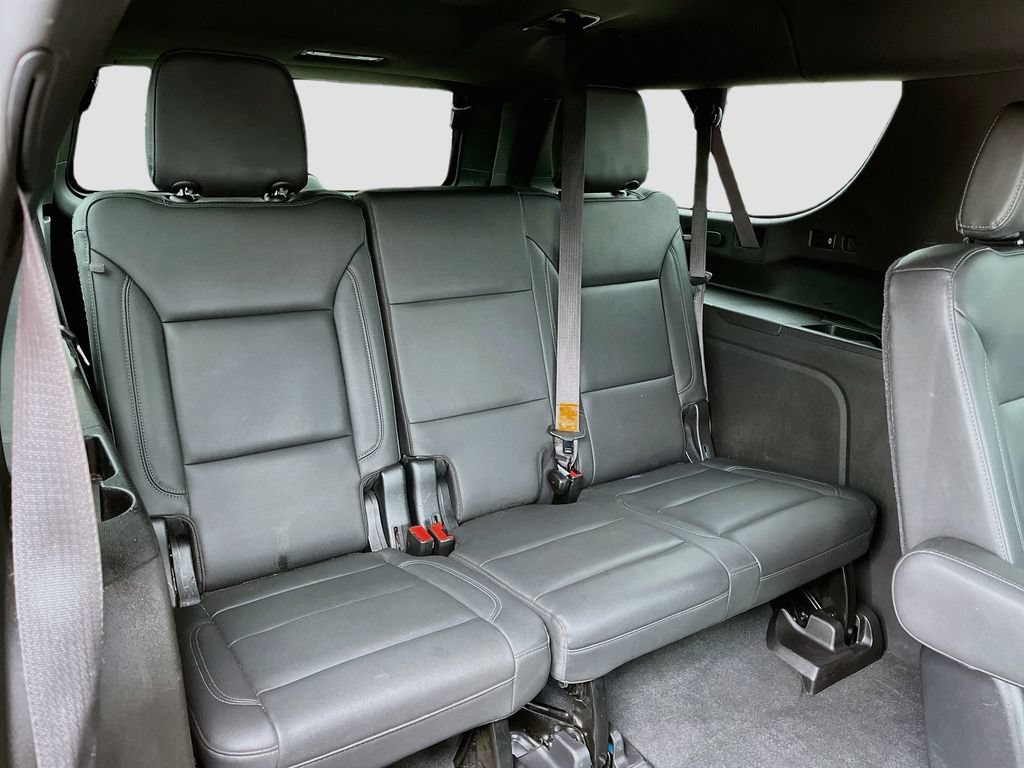 Used 2021 Chevrolet Suburban LT w/ Luxury Package RWD image 33