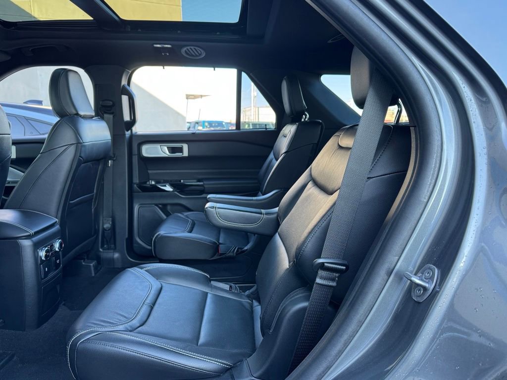 Used 2024 Ford Explorer ST w/ Equipment Group 401A image 29